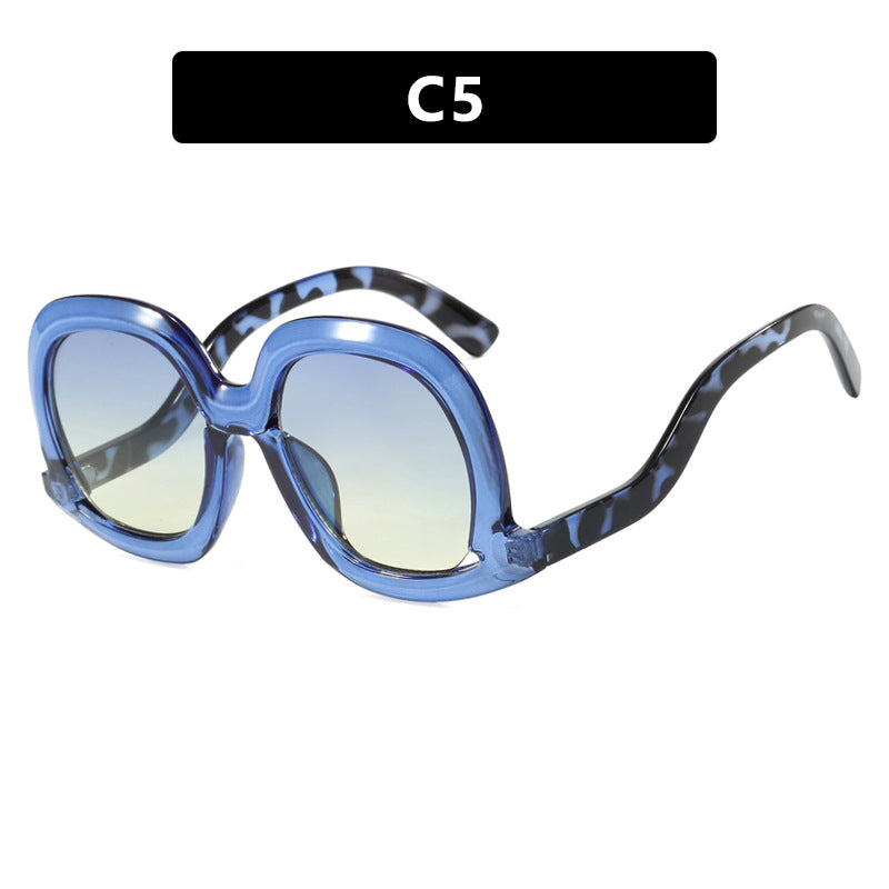 Dame oversized solbrille med moderne design Luvikno