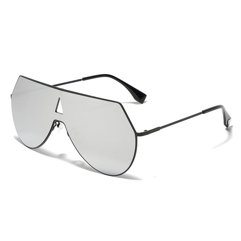 Dame futuristisk oversized solbriller med beskyttende metallramme Luvikno