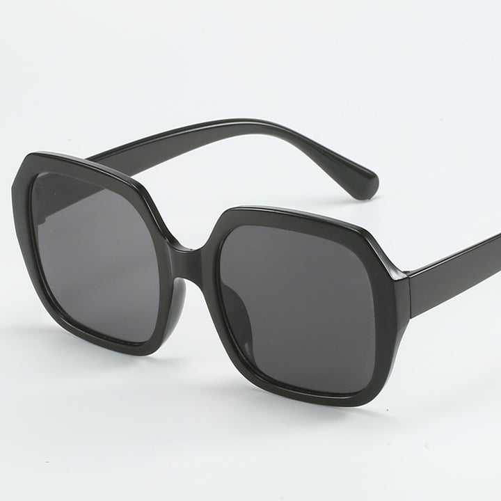 Dame Modisk Oversized-solbrille med ekstravagante leoparddetaljer Luvikno