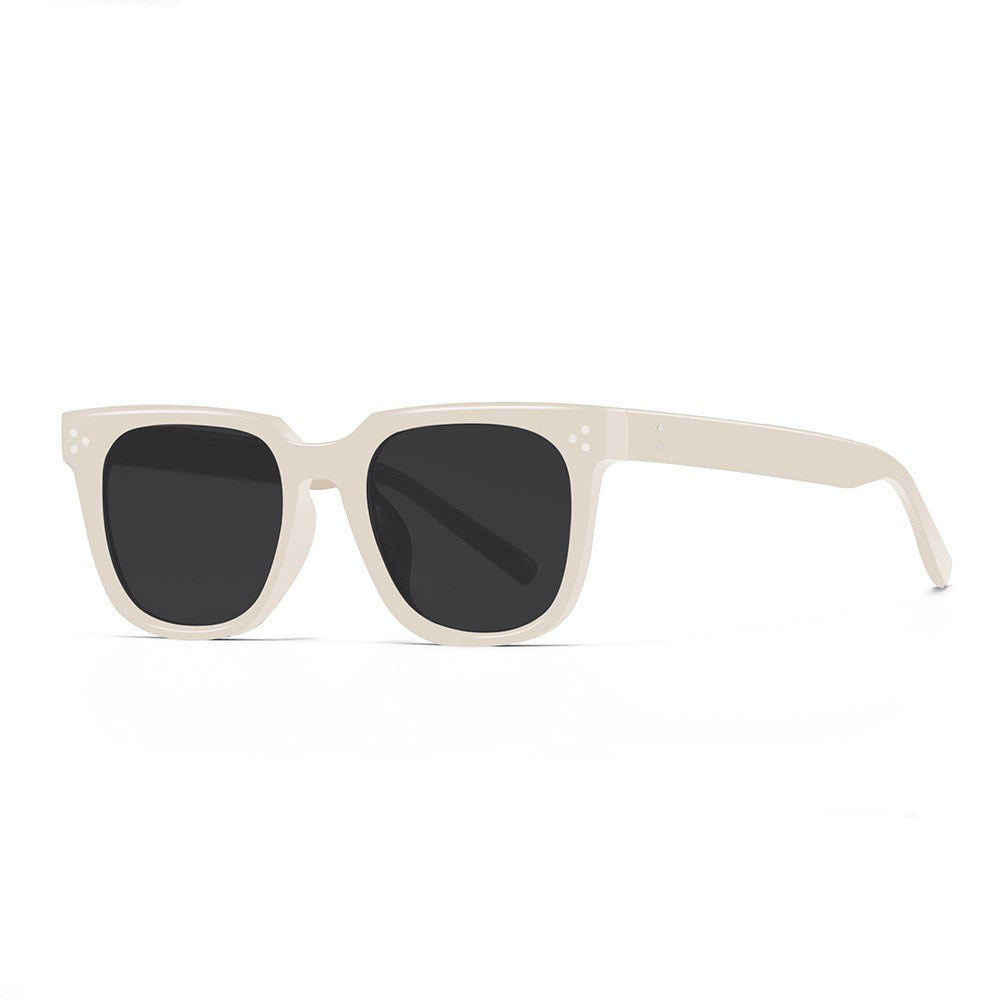 Dame fashionable solbrille med robust ramme og UV-beskyttelse Luvikno