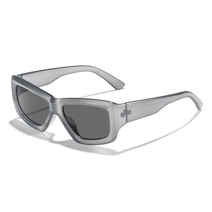 Dame moteriktig solbrille i unik ramme Luvikno