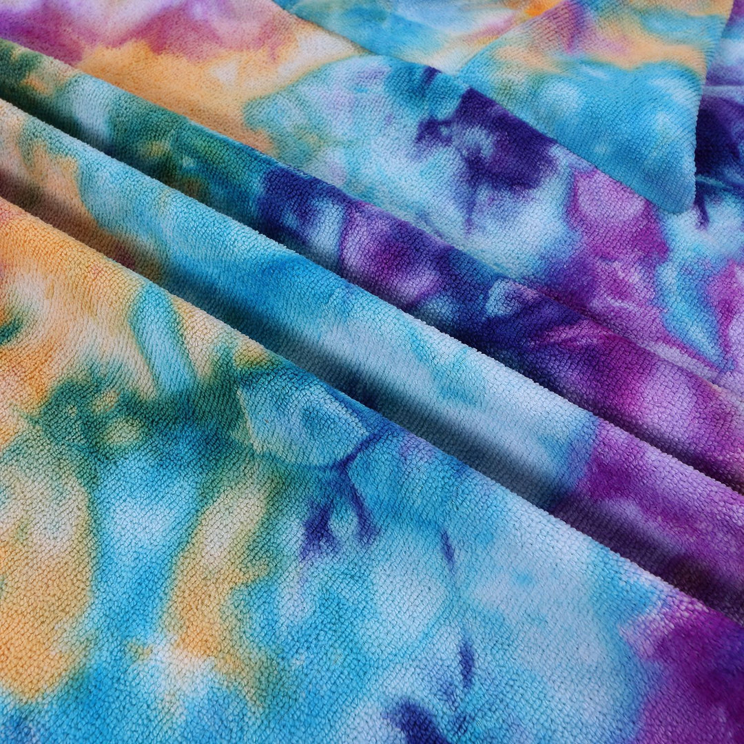 Dame Fleece-Poncho med hette og fargerikt tie-dye-design Luvikno