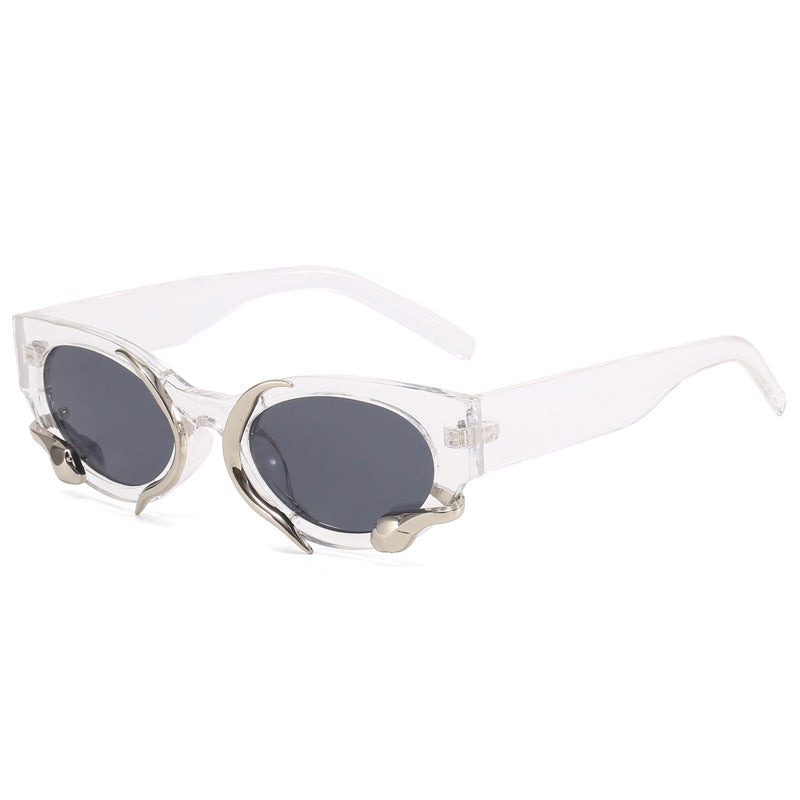 Dame designer solbrille med ekstraordinær detalj Luvikno