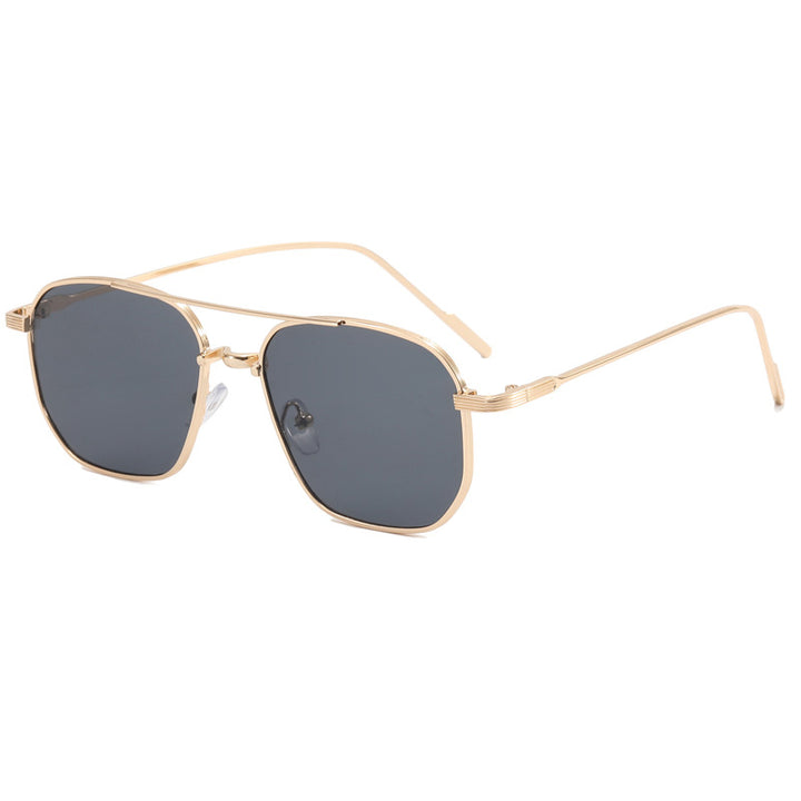 Dame moteriktig geometrisk brille med elegant metallramme Luvikno
