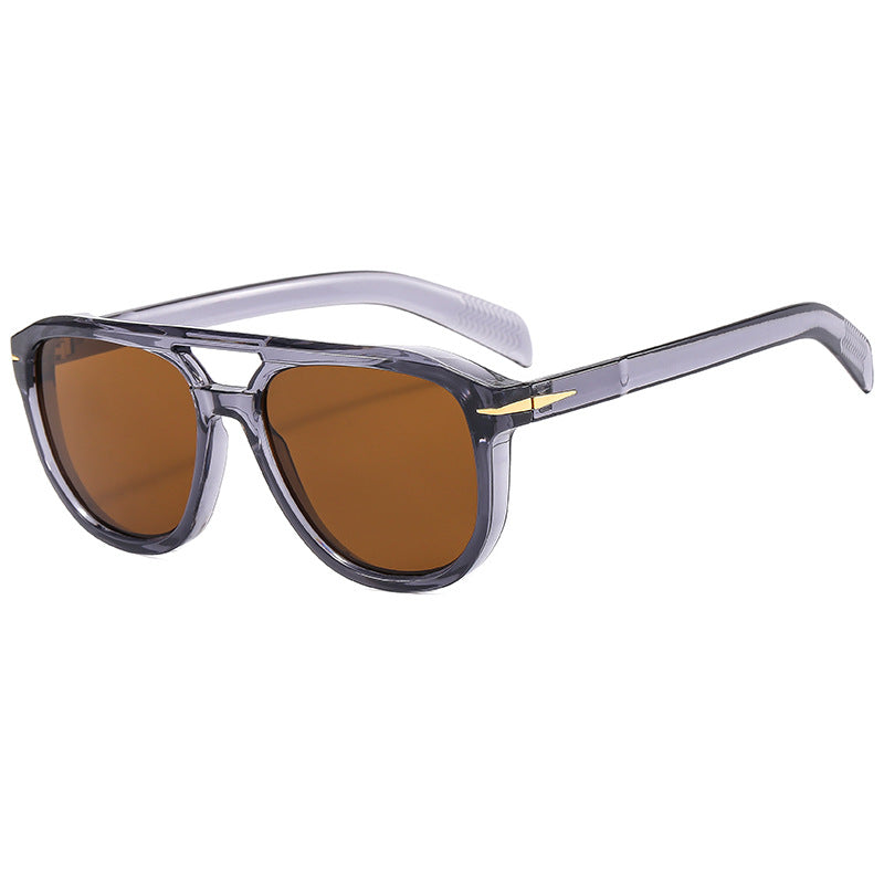 Dame solbrille med markant ramme og beskyttende linser Luvikno