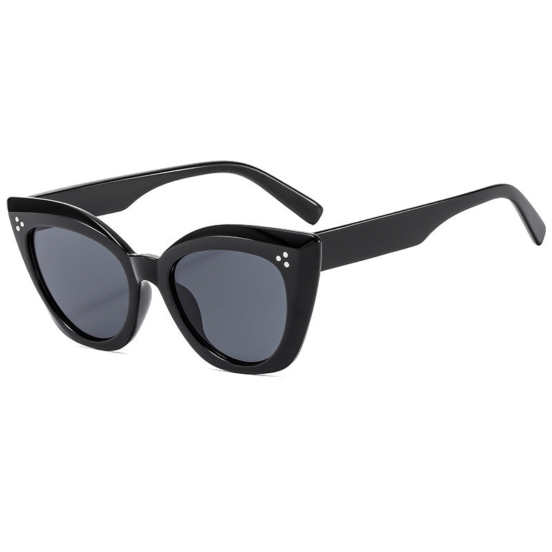 Dame Cat-Eye solbriller med luksuriøse detaljer Luvikno