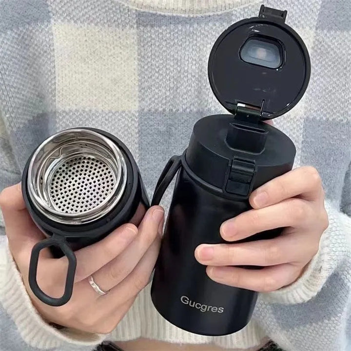 Damen-Isolierflasche mit praktischem Klappverschluss und ergonomischem Design Luvikno