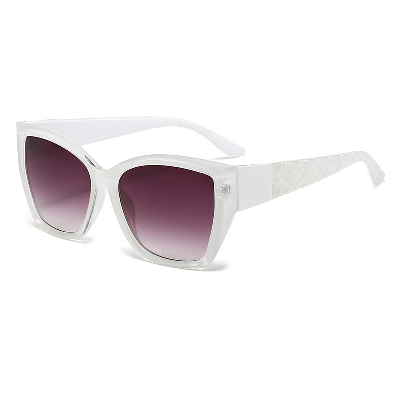 Dame Oversized Cat-Eye Solbriller med stilige aksenter Luvikno