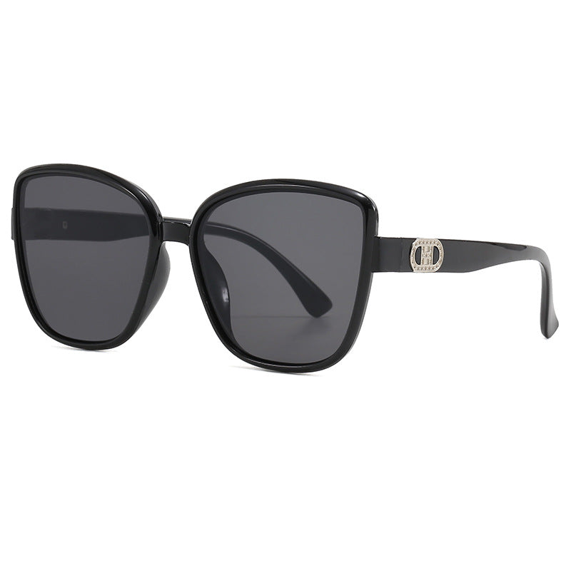 Dame elegante oversized solbriller i moderne design Luvikno