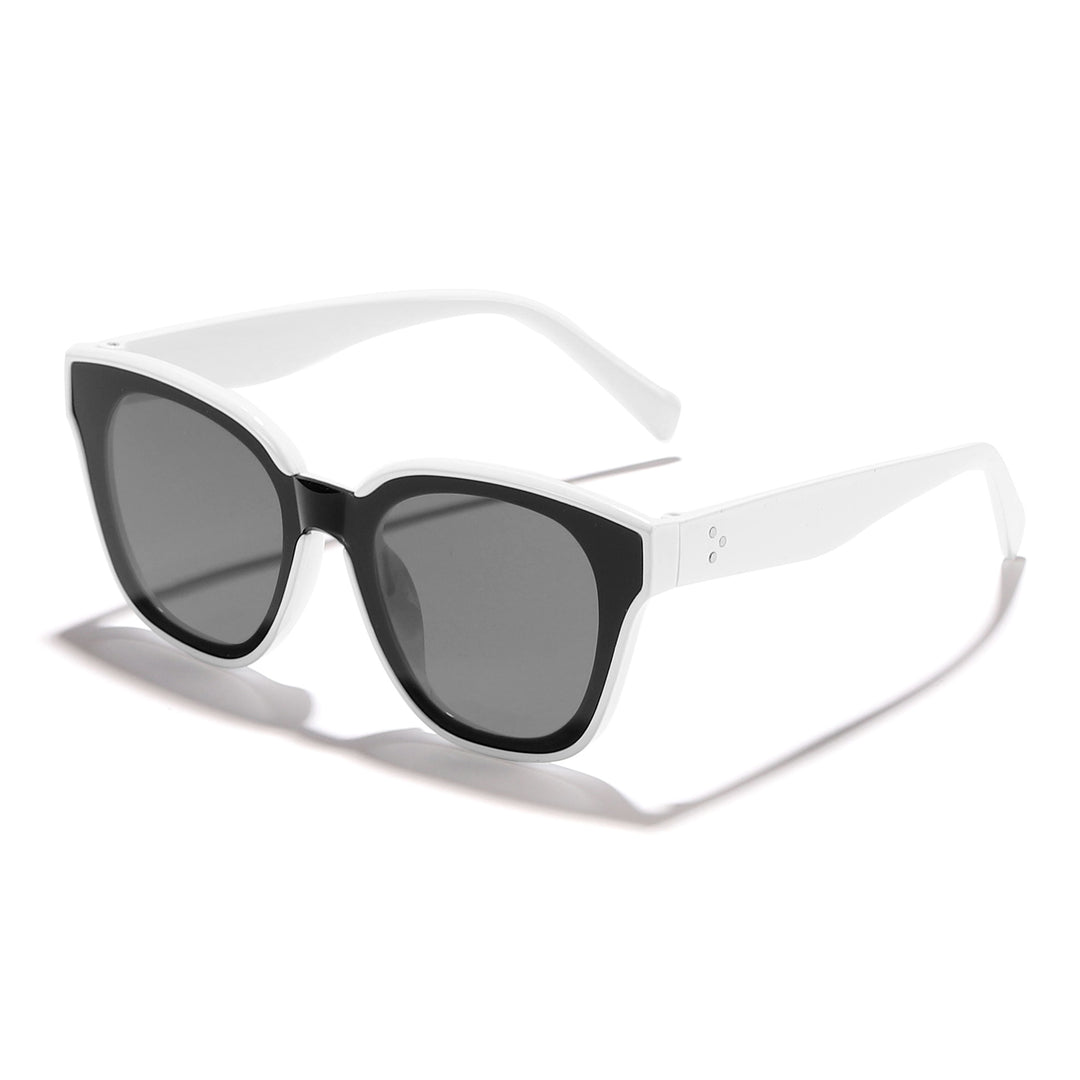 Dame moteriktig solbrille med bred ramme og myke linser Luvikno