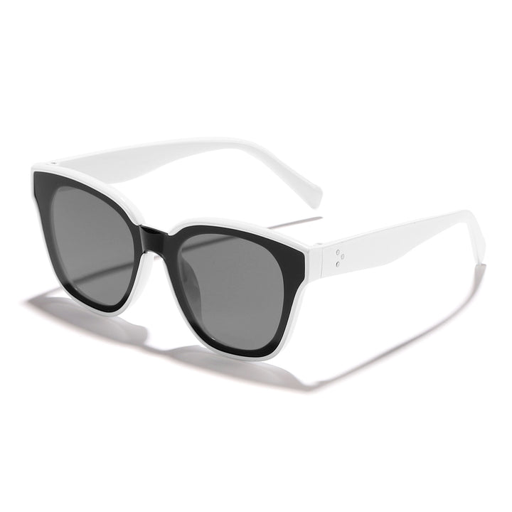 Dame moteriktig solbrille med bred ramme og myke linser Luvikno