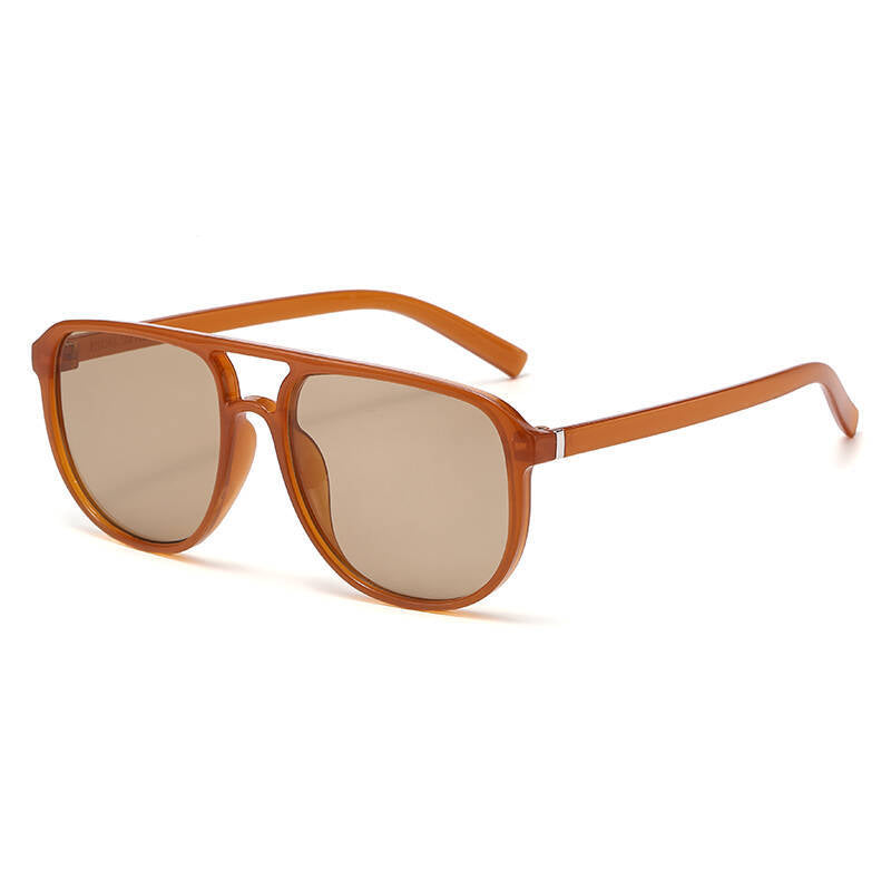 Dame moteriktig solbrille i elegant kvadratdesign Luvikno