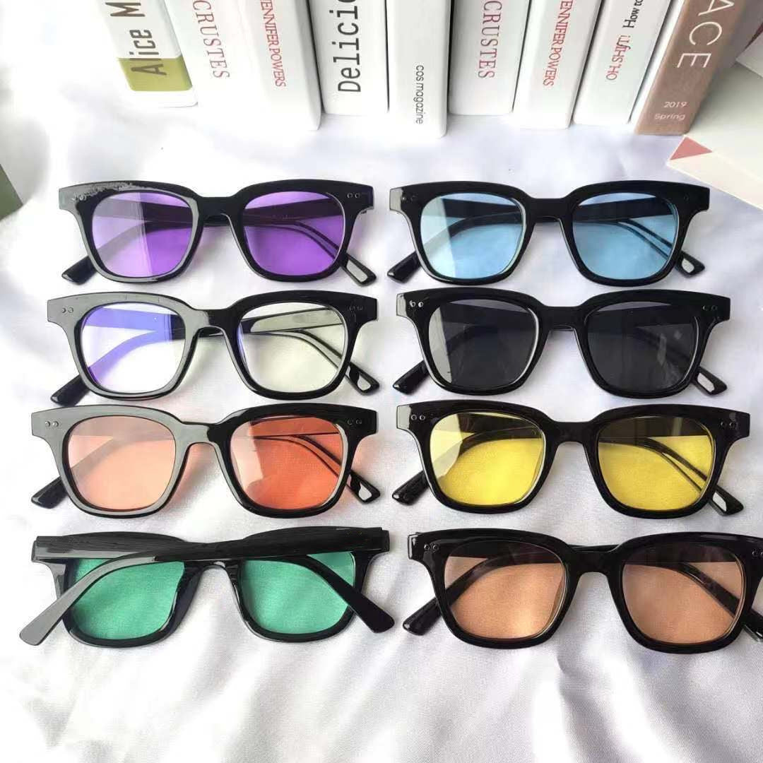 Dame moteriktig retro-solbrille med robust plastramme Luvikno