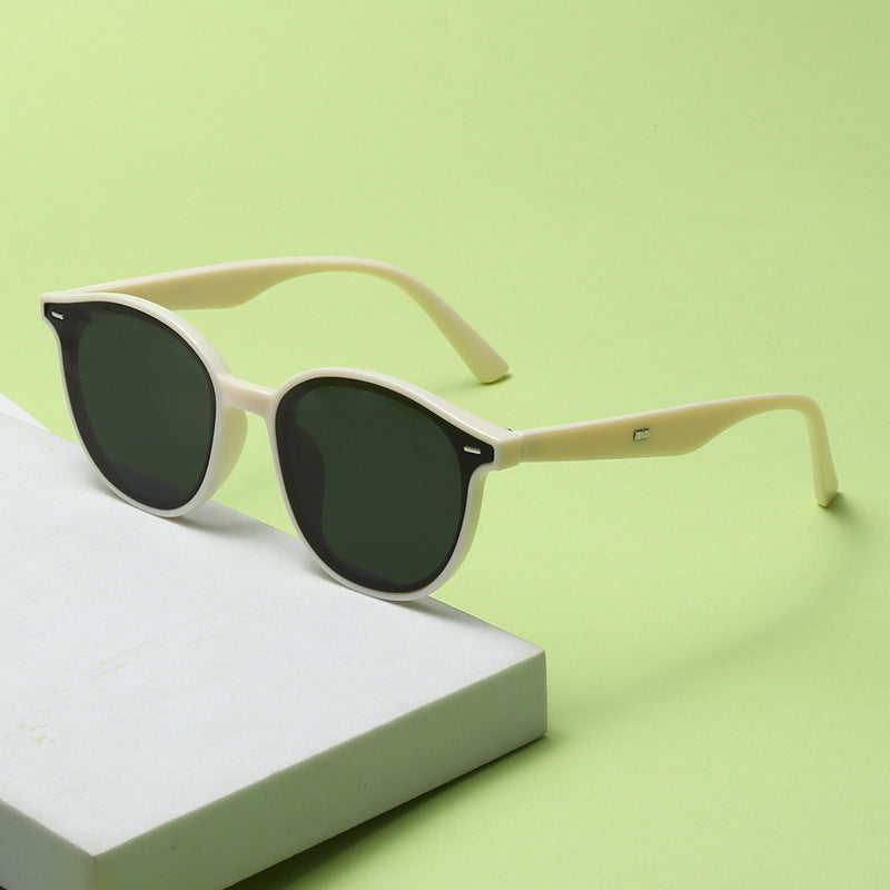 Dame Motemessig Solbrille med trendy, rund ramme og UV-beskyttelse Luvikno