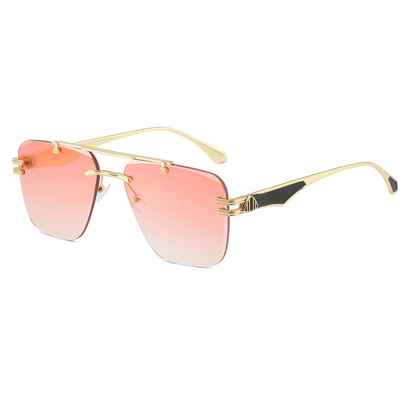 Dame Designer-solbrille i ekstravagant ramme Luvikno