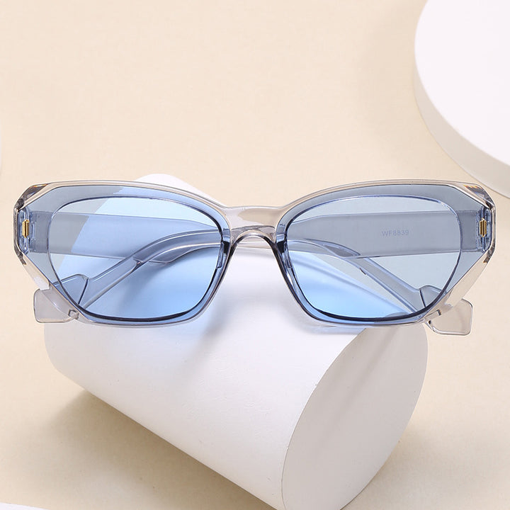 Dame geometrisk designer solbrille med markant ramme Luvikno