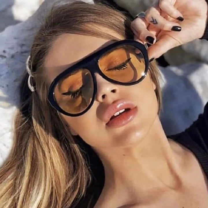 Damer oversized solbriller med stilfull design og beskyttende UV-filter Luvikno