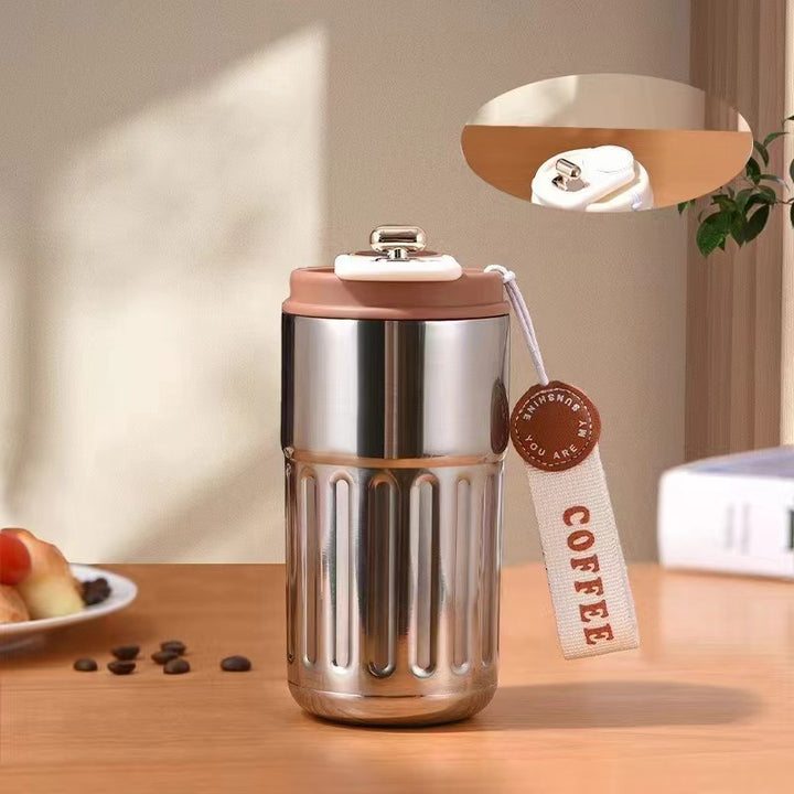 Unisex isolert kaffekopp med praktisk lokk Luvikno