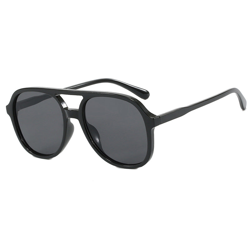 Dame solbrille med elegant skilpaddemønster og UV-beskyttelse Luvikno