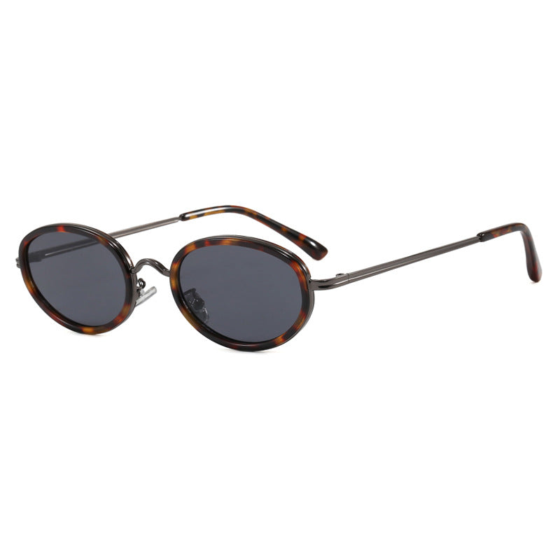 Dame elegant rund solbrille med moderne metallramme Luvikno