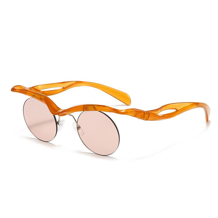Dame moteriktig solbrille med innovativ ramme Luvikno