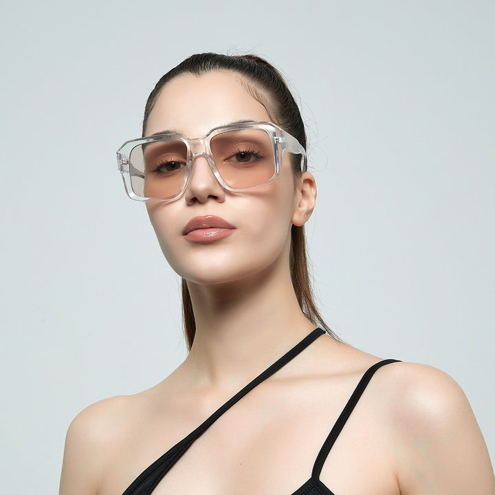 Dame moteriktig kvadratisk solbrille i moderne skilpadde-design Luvikno