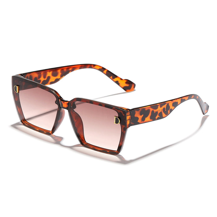 Dame moteriktig solbrille i unikt design med overdimensjonerte glass Luvikno