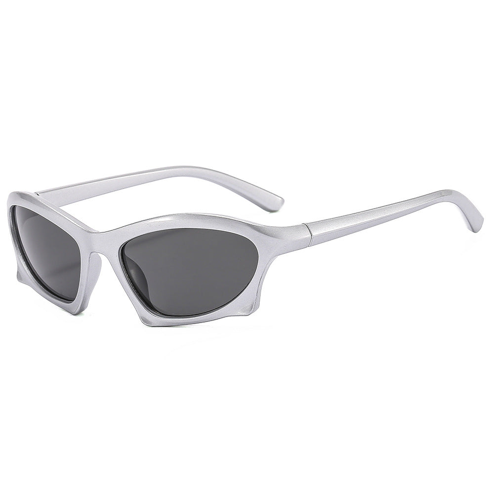 Dame sporty solbriller i trendy design Luvikno