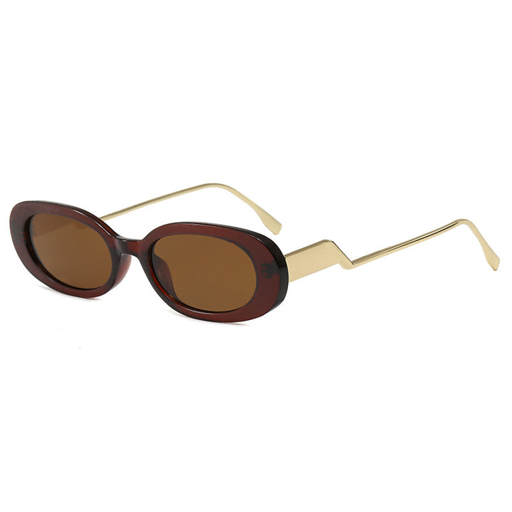 Dame retro-inspirert solbrille med moderne design og markant ramme Luvikno
