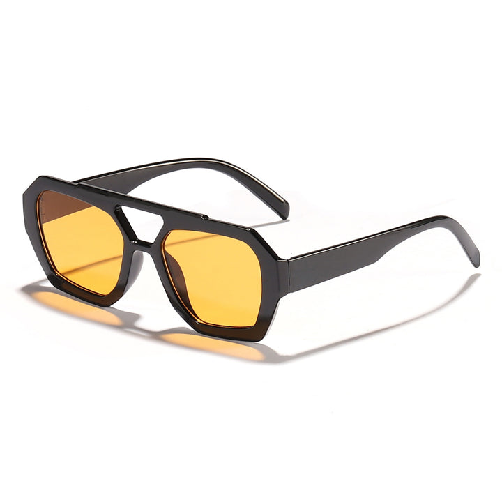 Dame moteriktig solbrille i eksklusiv oktagon-design Luvikno