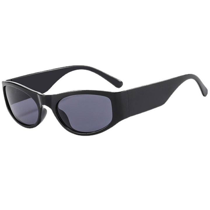 Dame solbrille i elegant retro-inspirert design Luvikno