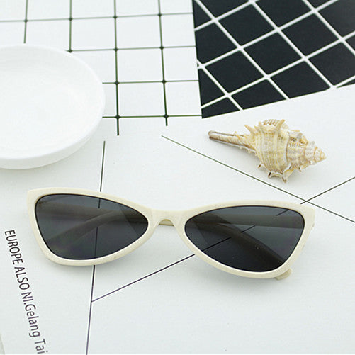 Damer geometrisk designer solbrille i moderne stil Luvikno