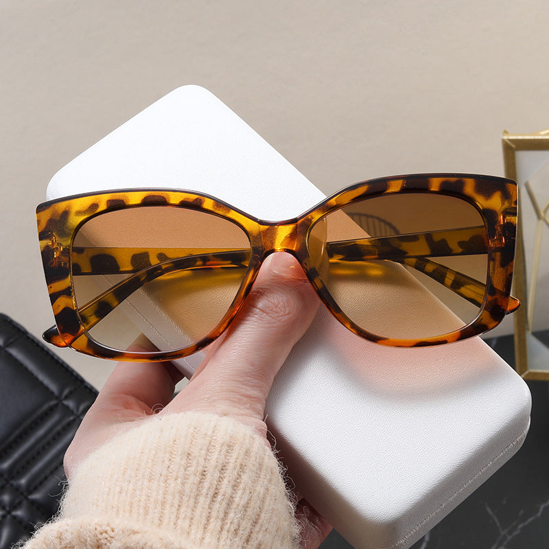Damer Modische Cat-Eye Solbriller med moderne design Luvikno