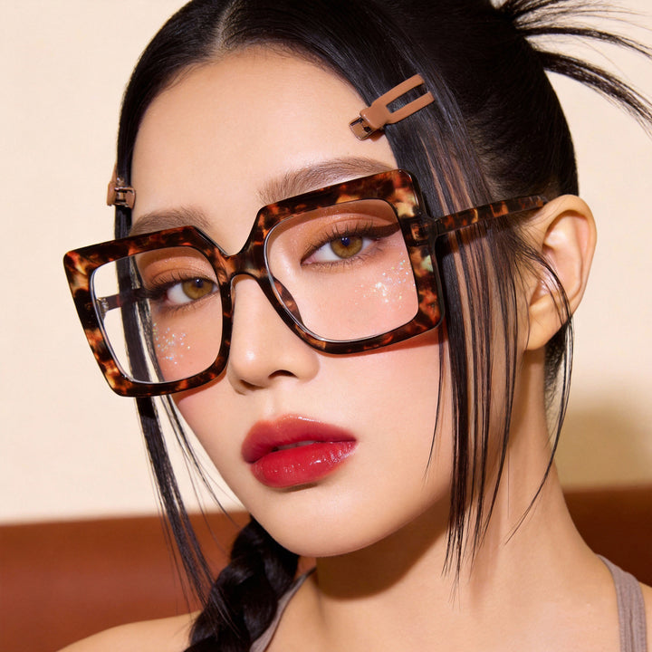Dame moderat firkantet lesebrille Luvikno