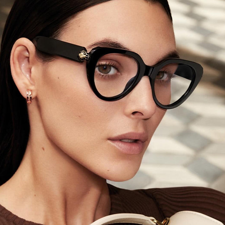Dame Cat-Eye solbriller med gullige detaljer og beskyttende UV-filter Luvikno
