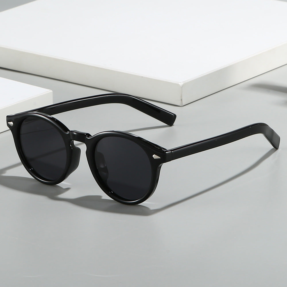 Dame trendy solbriller med transparent ramme og gule glass Luvikno