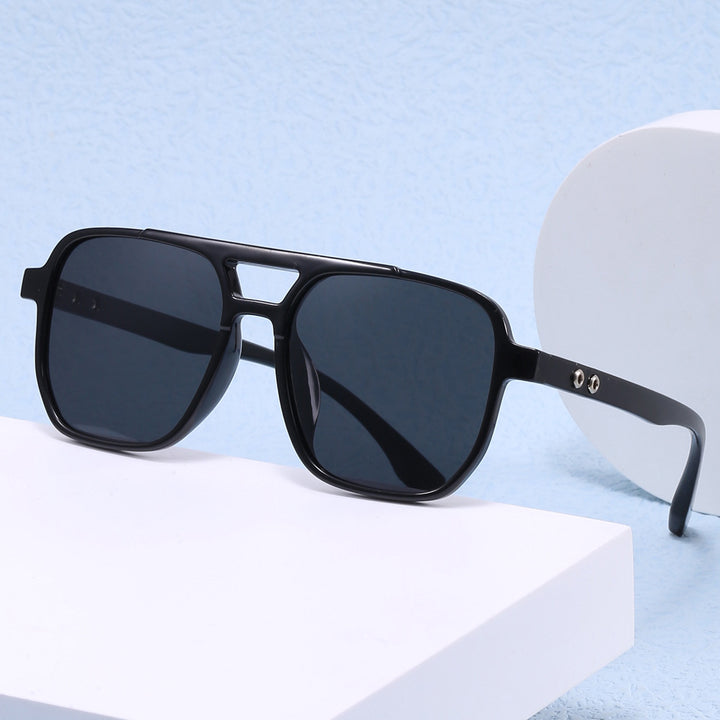 Dame moteriktig brille i robust sportdesign Luvikno