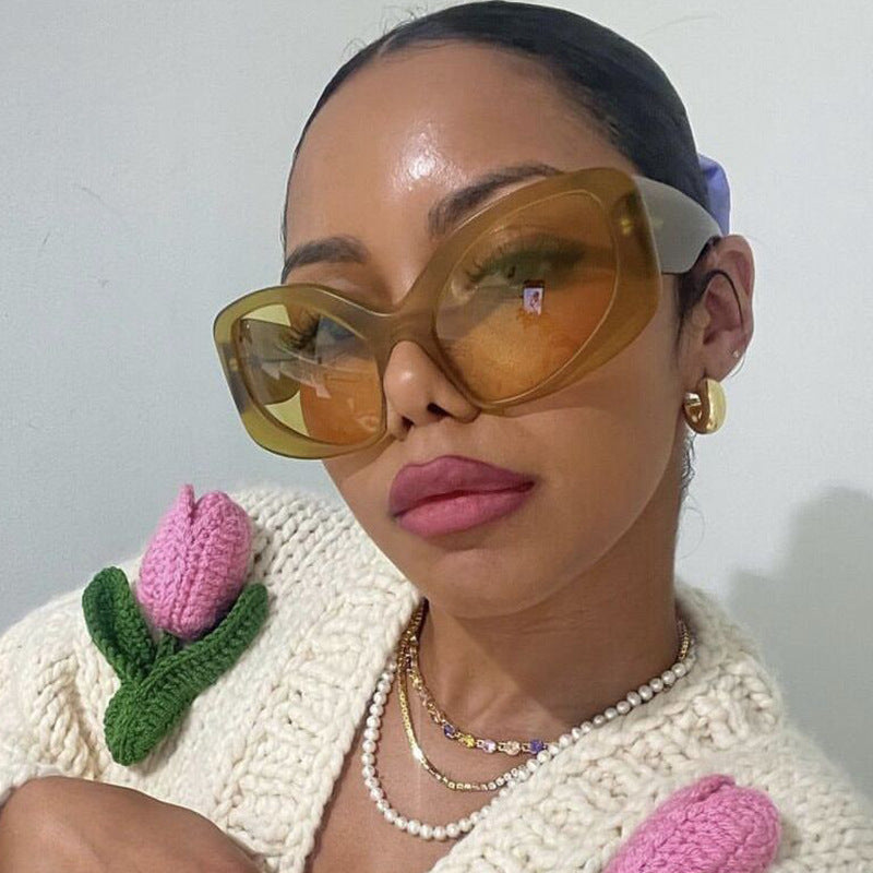 Dame elegant oversized solbrille med markant design Luvikno