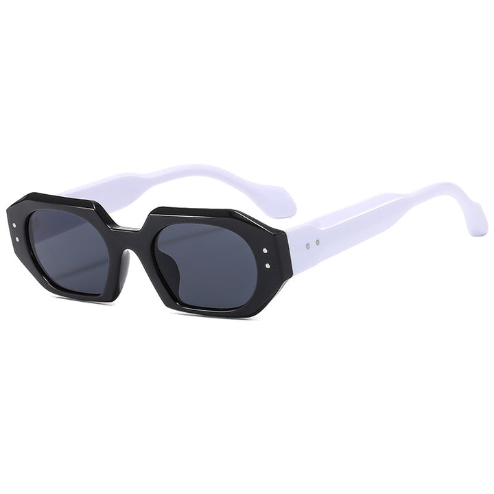 Dame moter solbrille i markant, åtte-sidet design Luvikno
