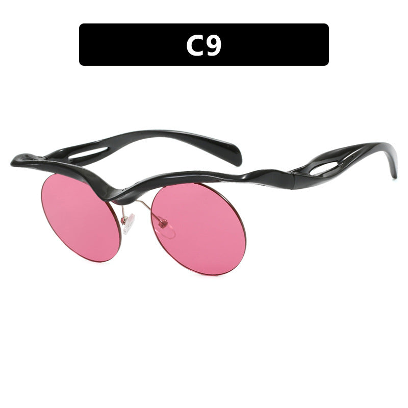 Damer futuristisk solbrille med buet ramme og polariserte linser Luvikno