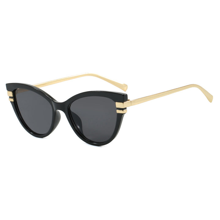 Dame Cat-Eye solbriller med elegant plastramme og gullaccentuer Luvikno