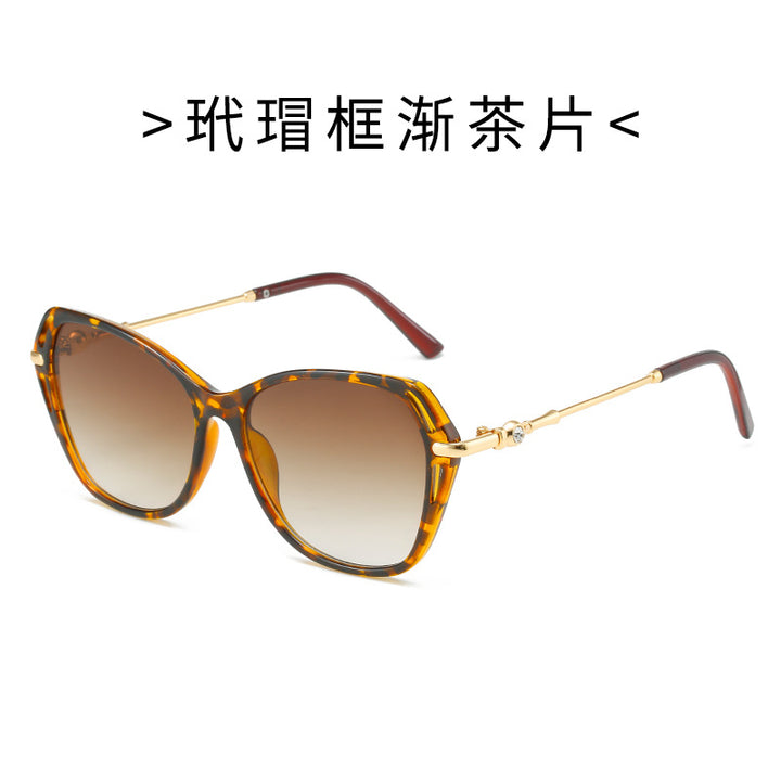 Dame moter Cat-Eye solbrille med elegant metallramme Luvikno