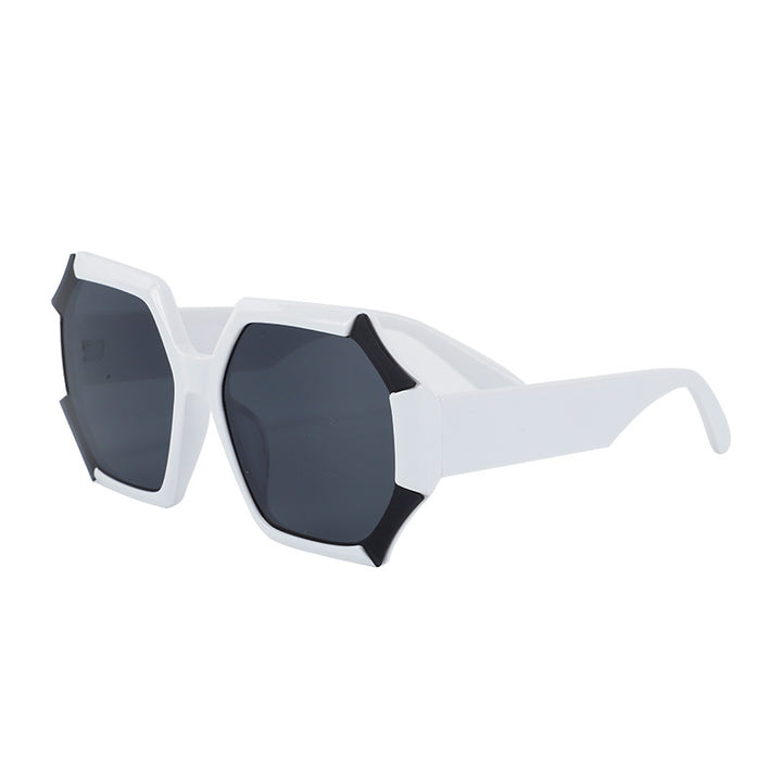 Dame moterelatert solbrille med fasettert ramme Luvikno