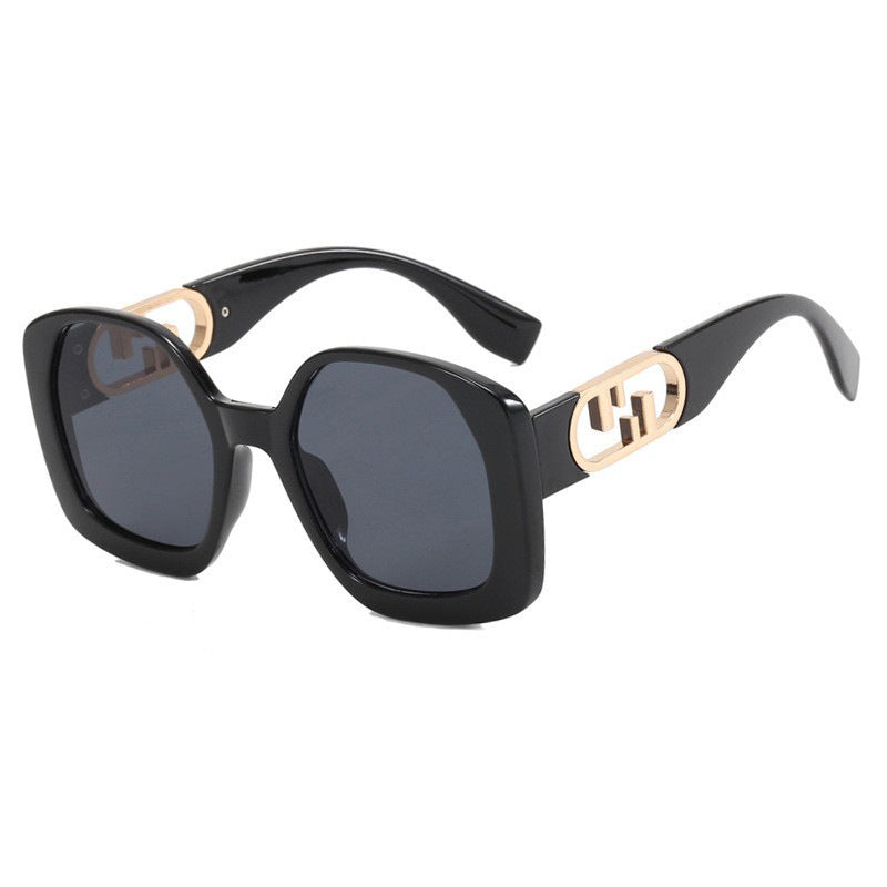 Dame oversized solbriller med ekstravagant geometrisk ramme og elegante detaljer Luvikno