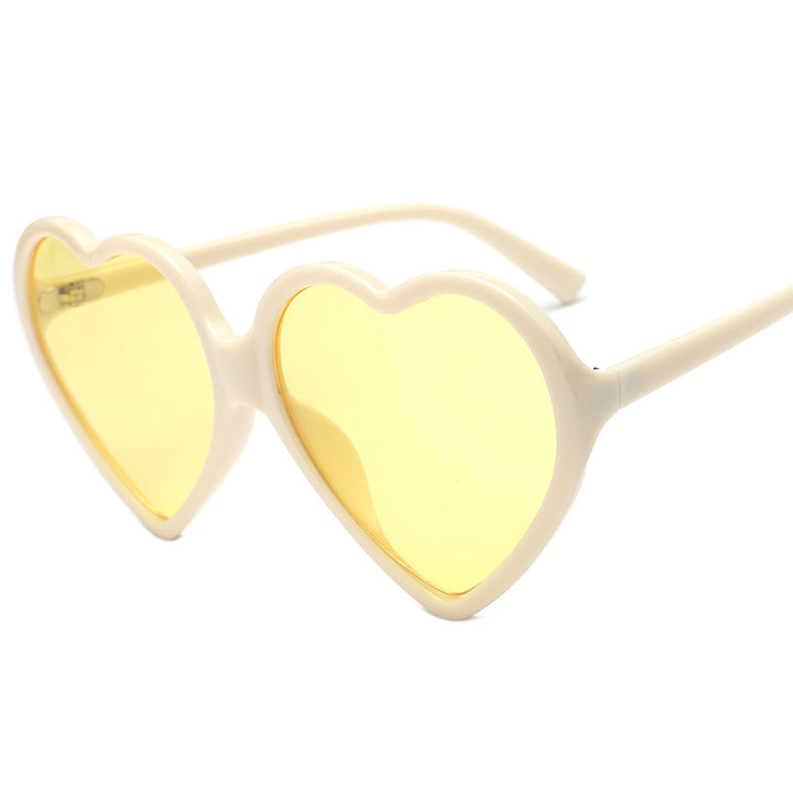 Dame hjerteformet solbrille med stilige rammer Luvikno
