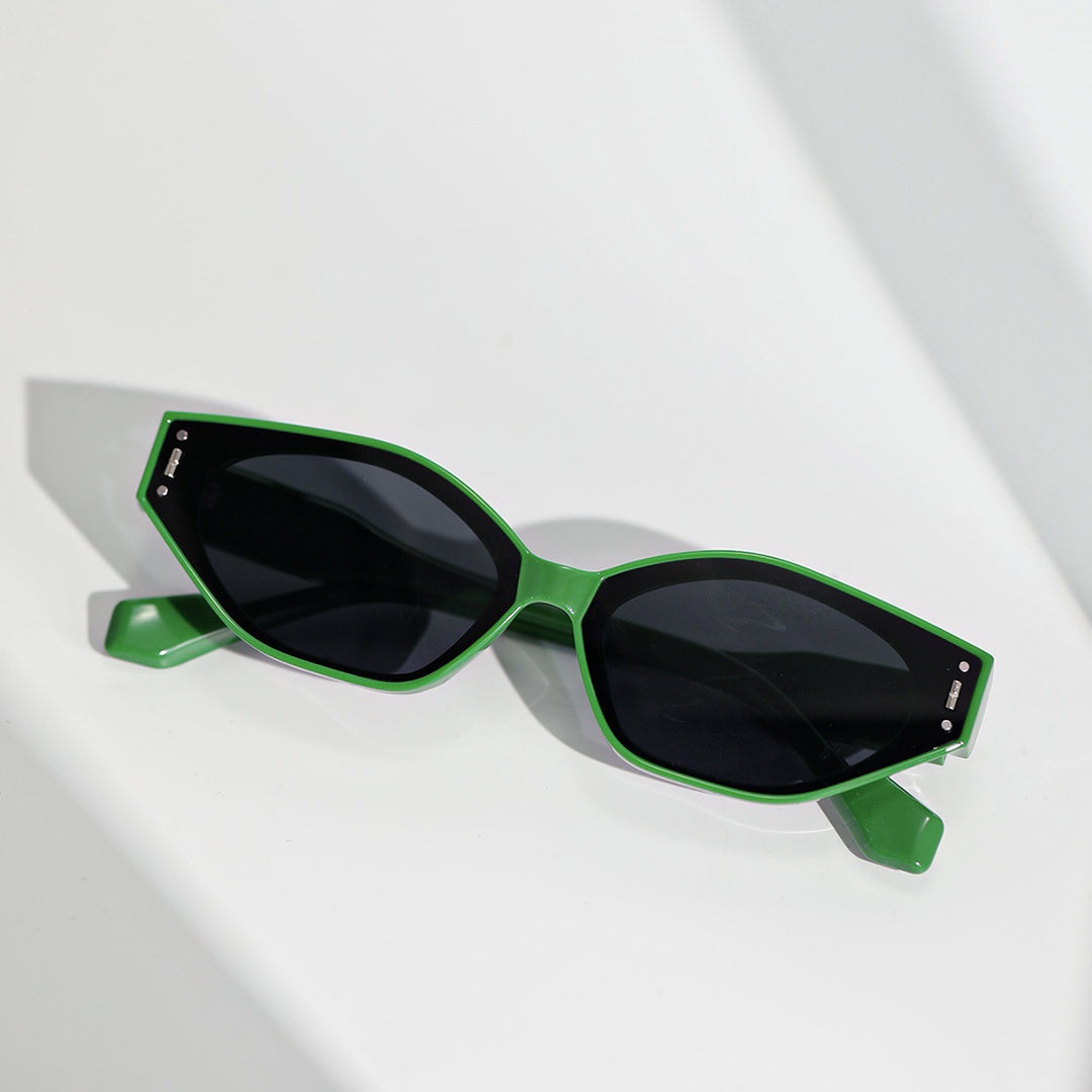Dame geometrisk solbrille i futuristisk design Luvikno