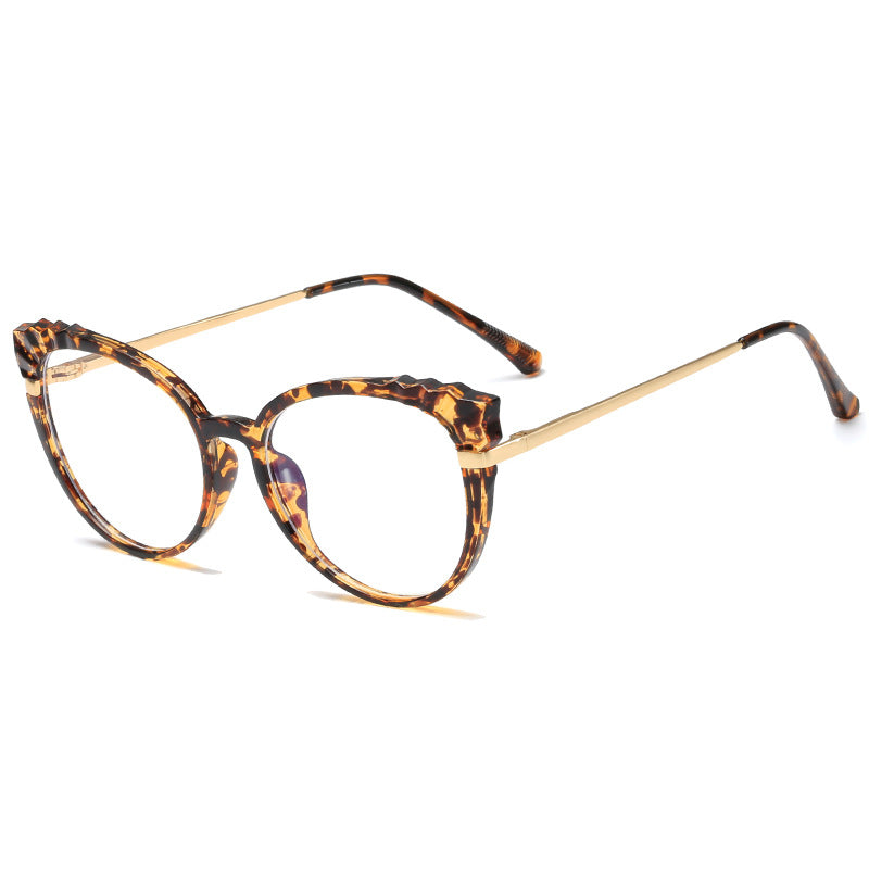 Dame moteriktig brille i elegant cat-eye-stil Luvikno