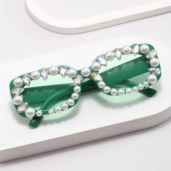 Damer elegant solbrille med perlepynt Luvikno