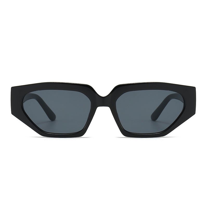 Dame Modisk solbrille i innovativ polygonal design Luvikno