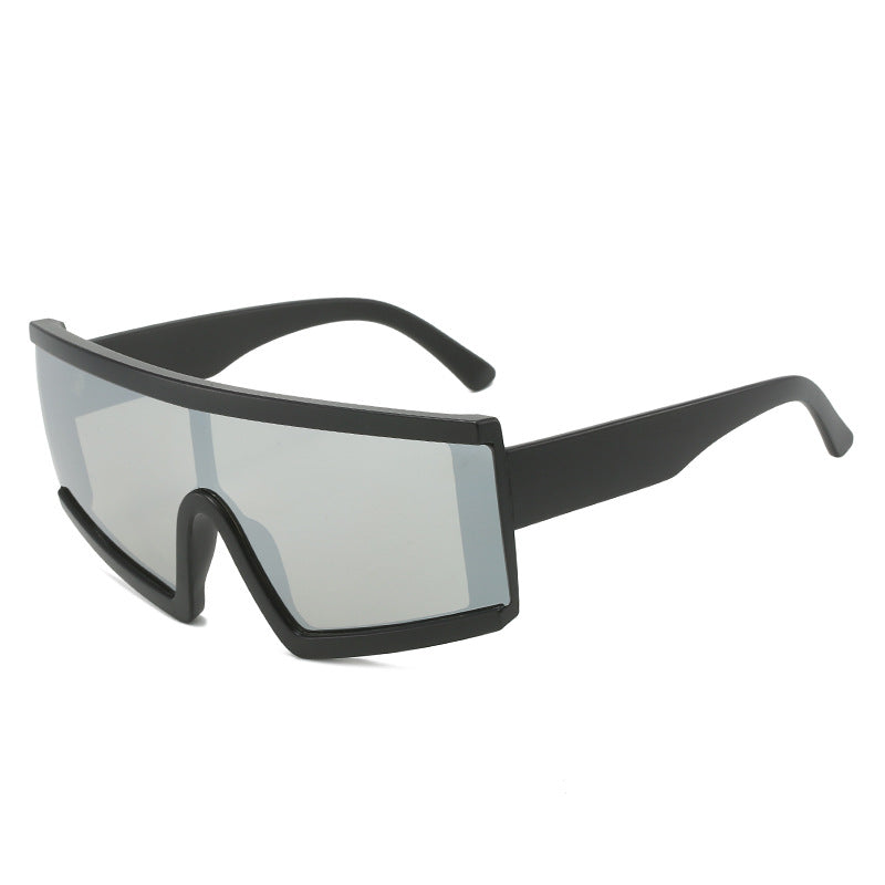 Kvinner Sporty solbriller med bred, ripebestandig linse og UV-beskyttelse Luvikno